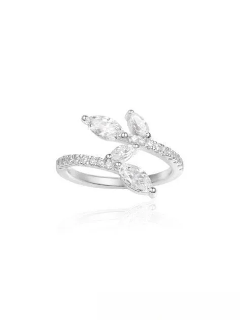 Minimalist platinum ring with a slender band and a delicate marquise-shaped diamond, highlighting a refined and modern design.