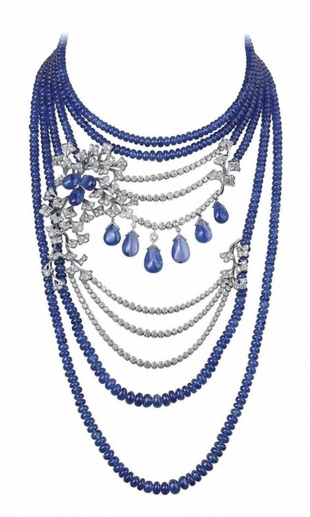 Cartier platinum necklace featuring a vibrant Tanzanite gemstone with elegant design and luxurious craftsmanship.