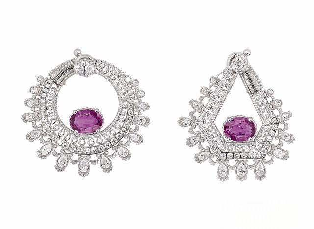 Dentelle Satin pink sapphire earrings in white gold