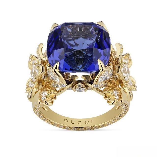 Gucci Hortus Deliciarum gold ring featuring luxurious design and intricate craftsmanship