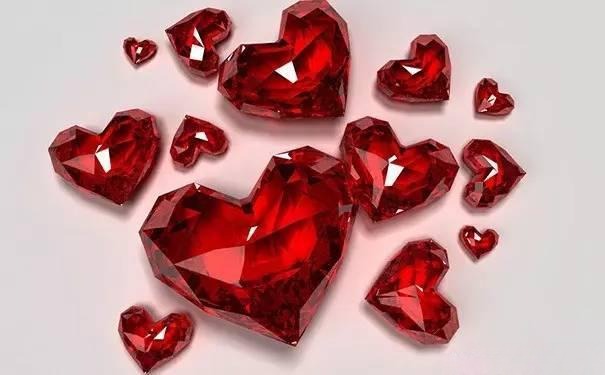 Lab-created ruby gemstone featuring even texture, vivid and uniform color, free of natural inclusions and often larger in size – Ruby Buying Guide.