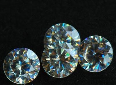 Synthetic strontium titanate crystal, achieving lasting success in industrial ceramics and electronic components, a striking example of colorful white gemstones with high-dispersion brilliance