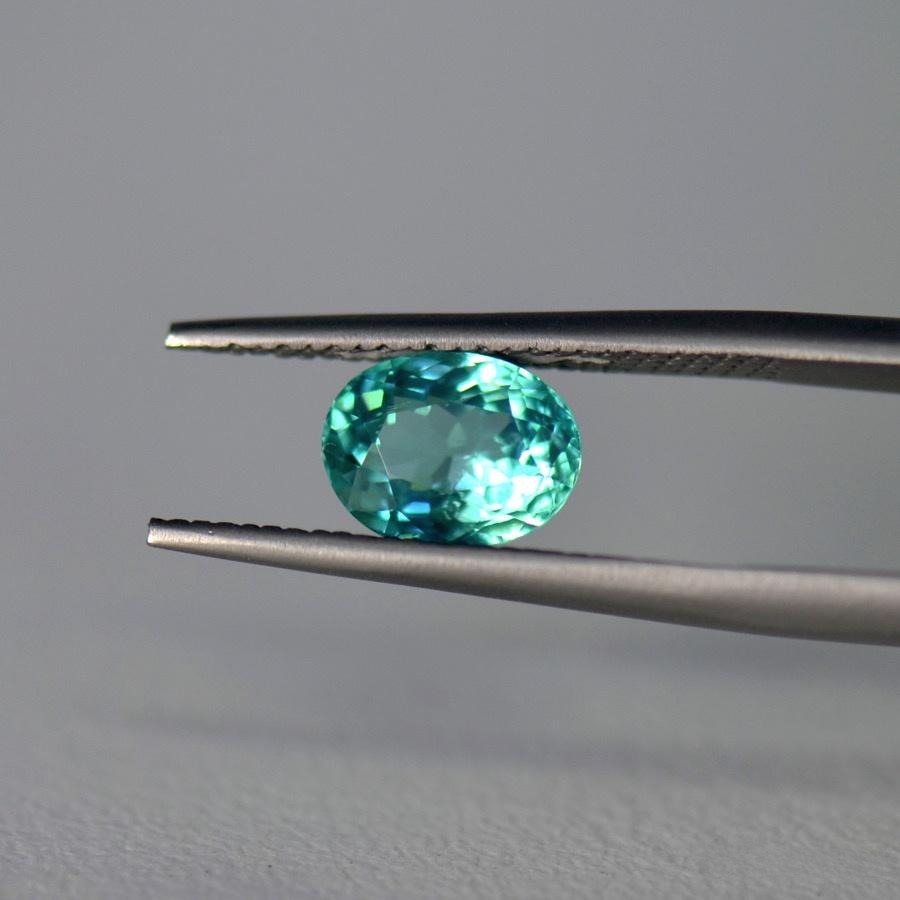 Well-cut apatite gemstone showing even color distribution and strong brilliance.