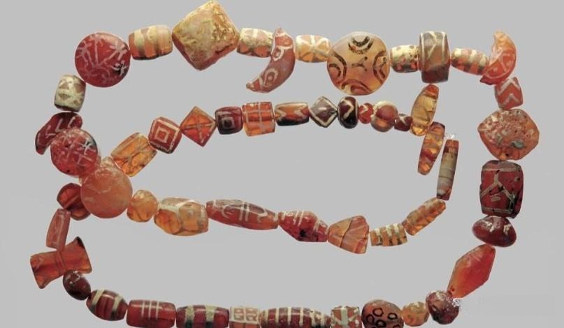 Harappa carnelian beaded necklace, showcasing ancient Indus Valley craftsmanship.