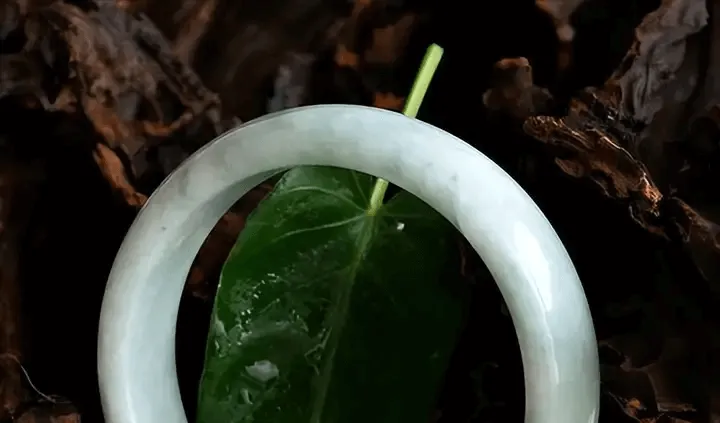 New pit jadeite bangle from Jewea with coarser texture and lower transparency
