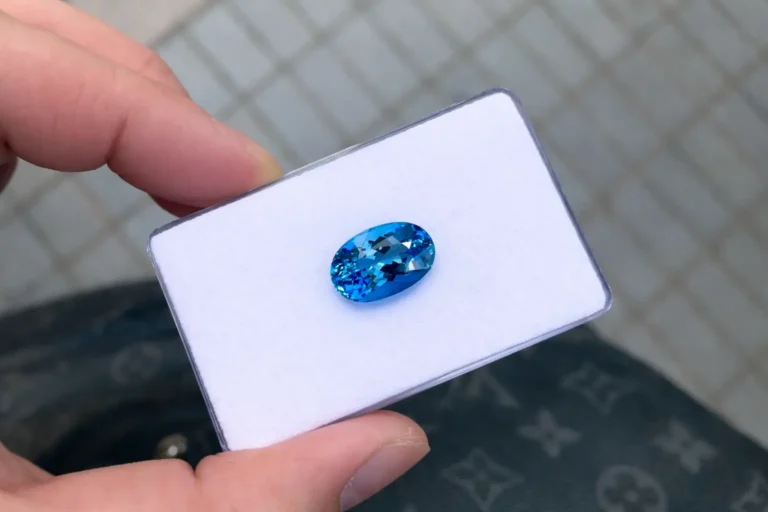 Deep blue Exceptional Santa Maria Aquamarine gemstone with vivid saturation and emerald cut clarity.