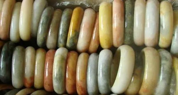 A group of opaque quartzite bracelets with a phanerocrystalline structure.